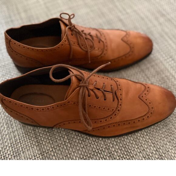 COLE HAAN Leather Sawyer Wingtip Oxford Lace Up Shoes in British Tan Brown 13 main image 4